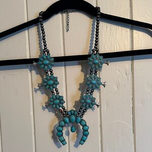 Turquoise Floral Necklace
